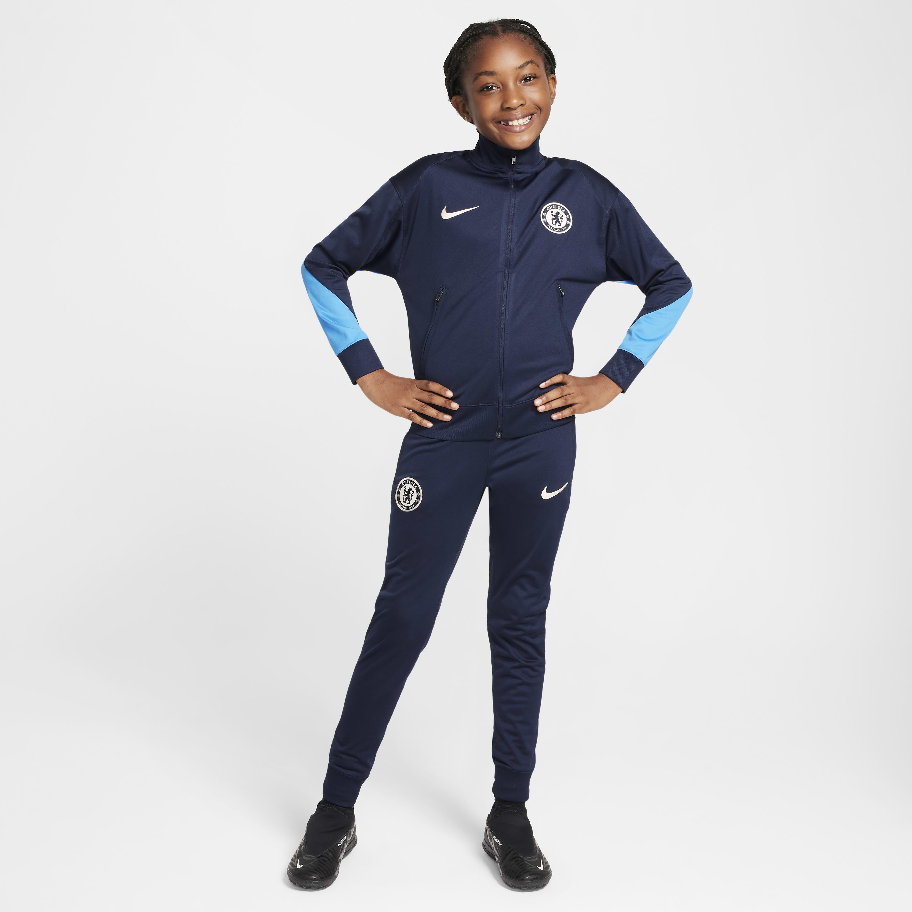 Nike Chelsea F.C. Strike Older Kids' Nike Dri-FIT Football Knit